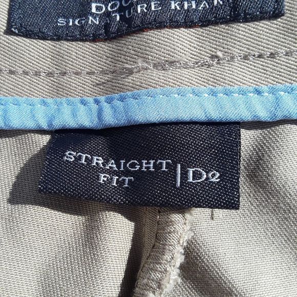 Dockers Signature Khaki pants - Picture 3 of 10